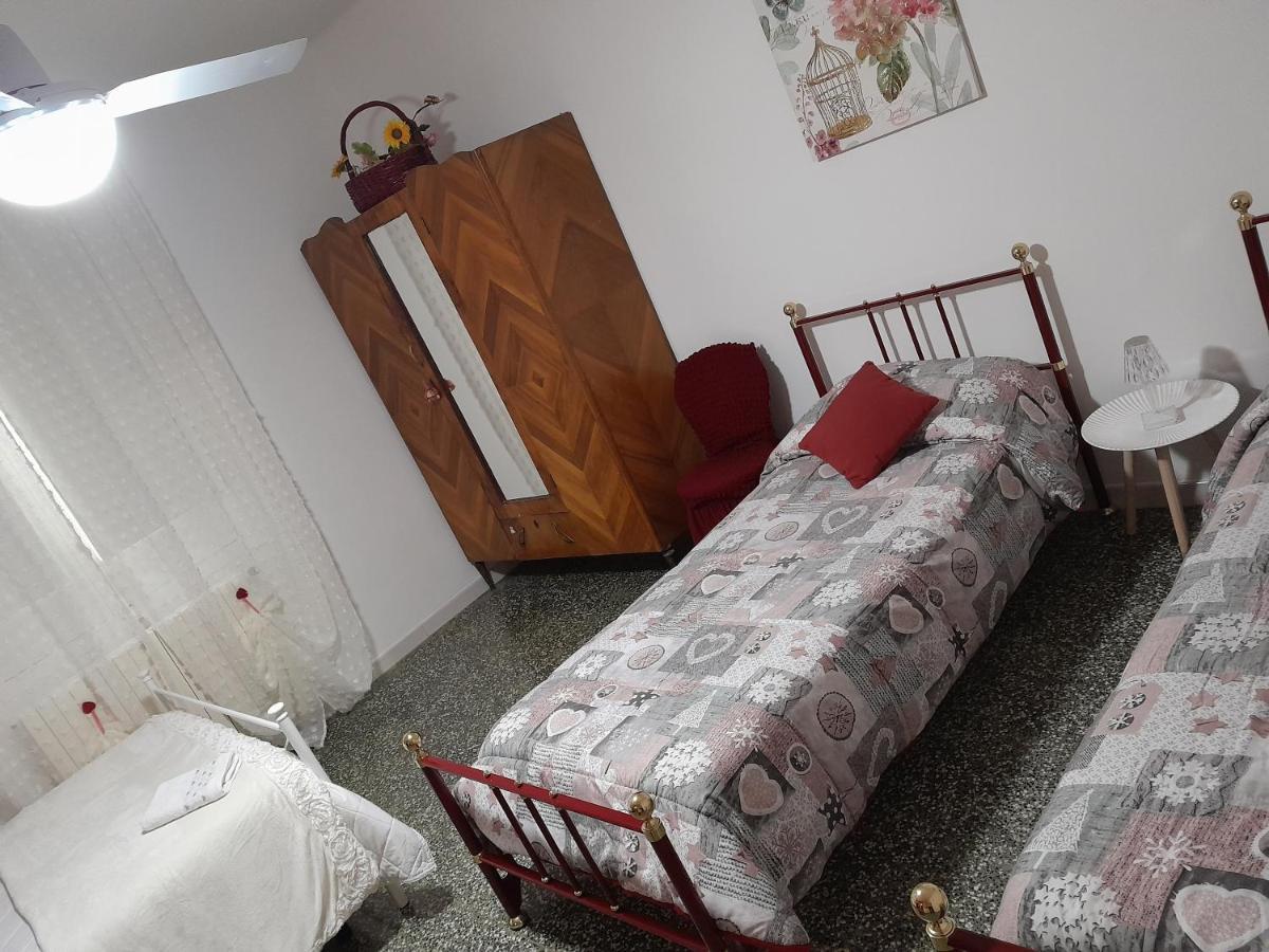 Casa Vacanza Nonna Dora Villa Matera Bagian luar foto